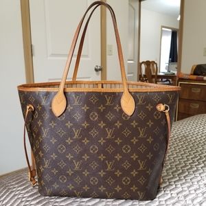 AUTHENTIC Neverfull MM (14 yrs.old)